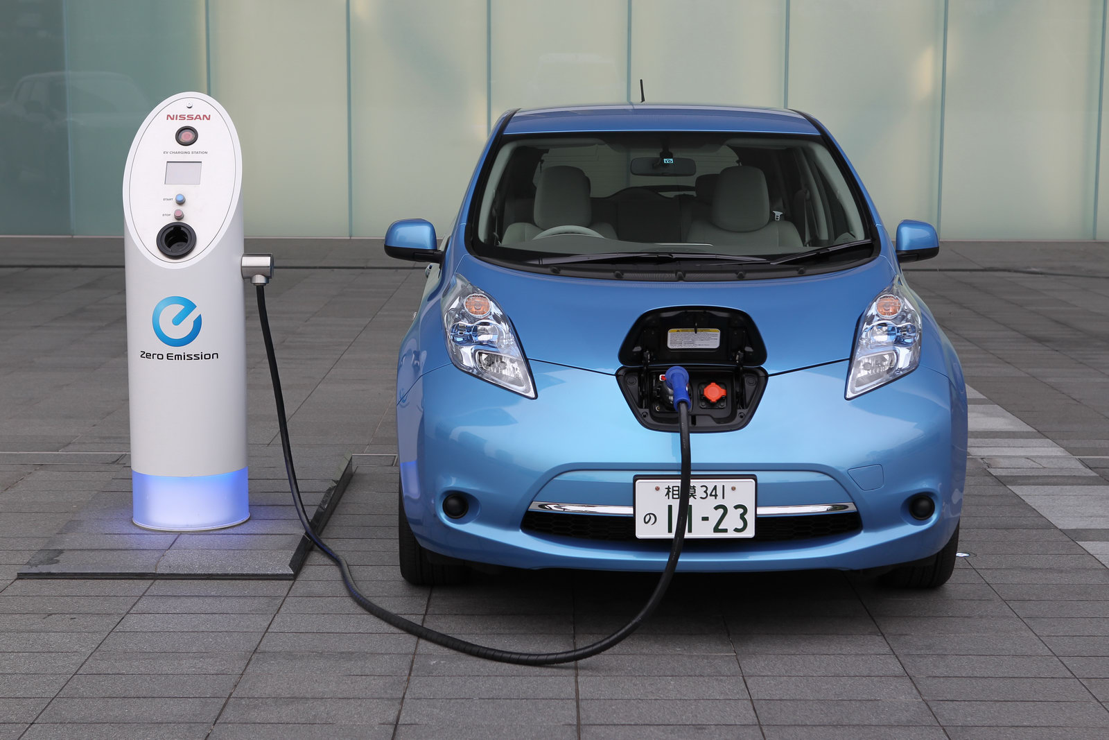 Türkiye’den dev adım; elektrikli şarj istasyonları kuruluyor